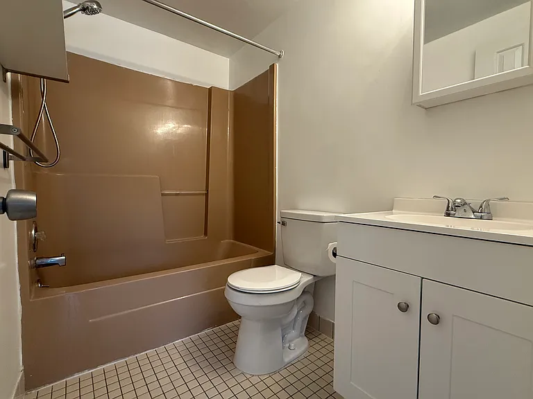 2661 Main St #3 — Photo 3