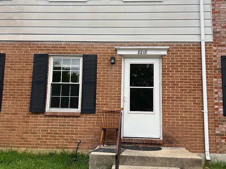 8218 Consett Ct — Photo 9