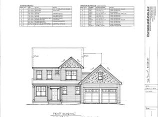 28 Therrien Ln, Manchester, NH 03104