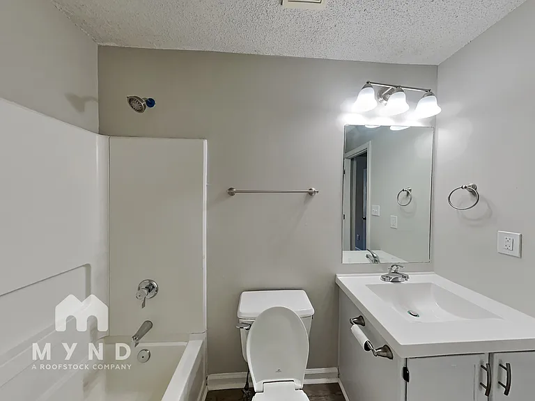 6437 Phillips Ct — Photo 27
