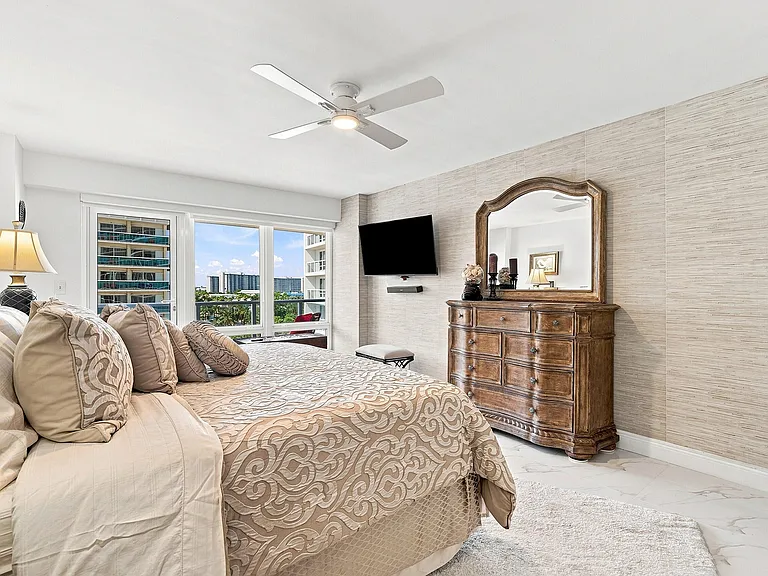 4100 Galt Ocean Dr #604 — Photo 19