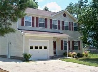 5812 Chatmoss Dr, Raleigh, NC 27610