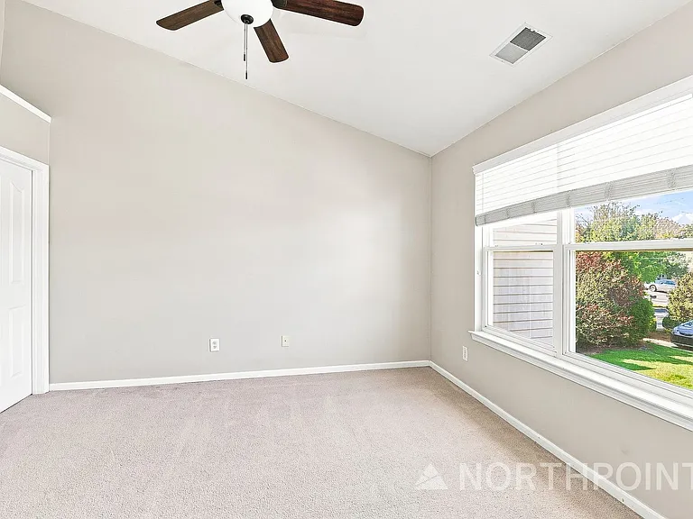 9311 Greenheather Dr — Photo 10