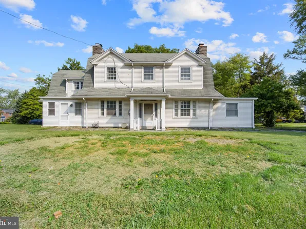 119 W Chester Pike, Ridley Park, PA 19078