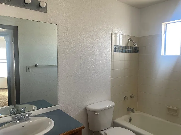 2190 Bex St — Photo 9