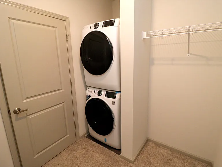 2402 Gathering Square Ct — Photo 21