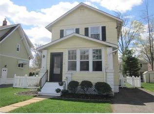 4 Park Pl, Metuchen, NJ 08840