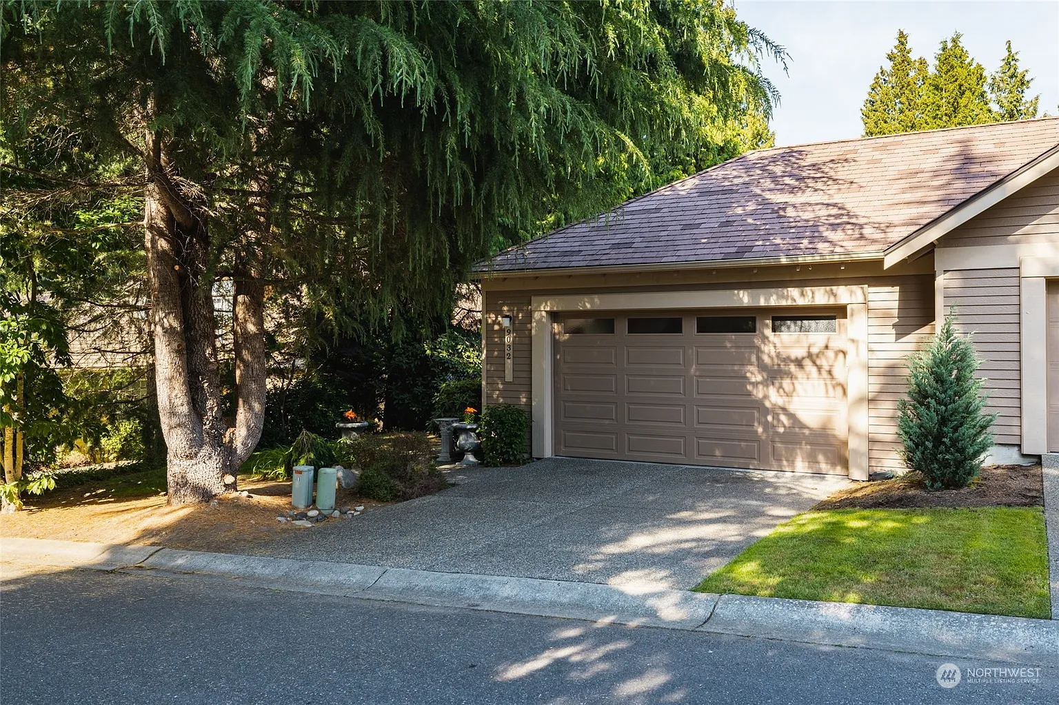 9032 Gleneagle Drive photo 1