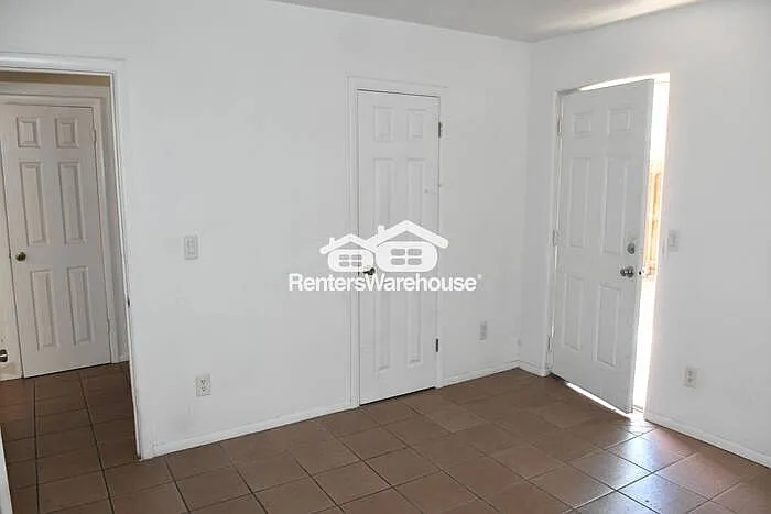 1 bed, 1.0 bath, 500 sqft, $1,095 — Photo 3