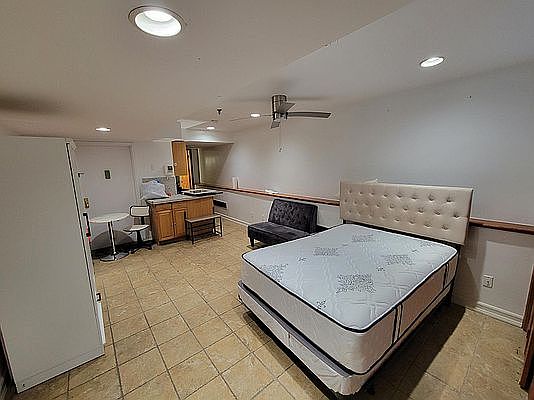 2nd image of 341 W 71st St APT B1