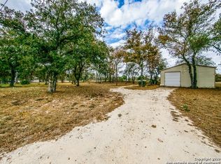 115 Champions Blvd, La Vernia, TX 78121