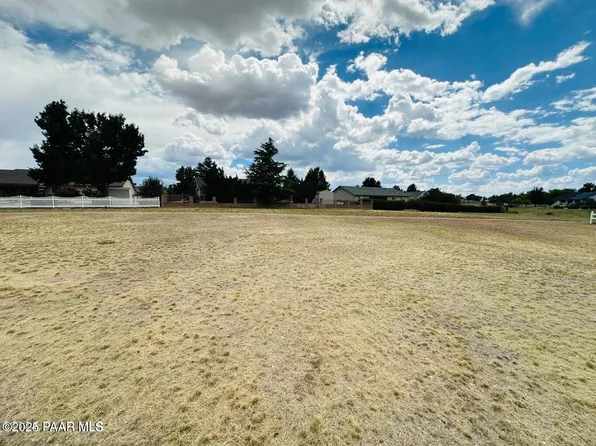 934 Aubrey Ln, Chino Valley, AZ 86323