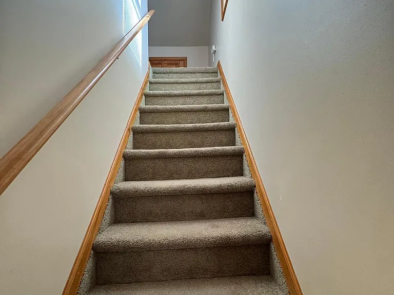 700 Schiller Ave — Photo 19