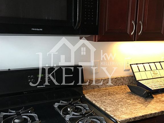 10 Cherokee St. #3 Boston - Mission Hill Shared Unit Photo 4