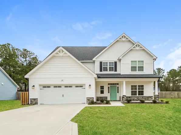 108 Permeta Dr, Sneads Ferry, NC 28460