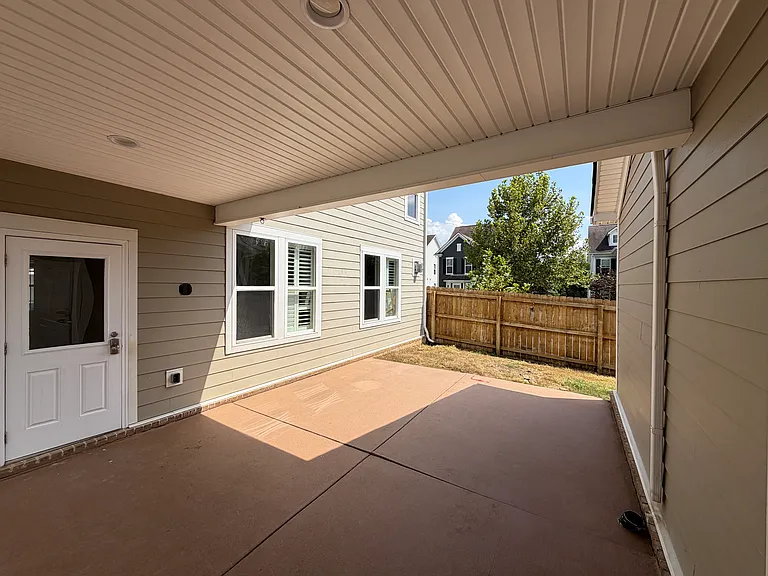 1168 Amelia Park Dr — Photo 20