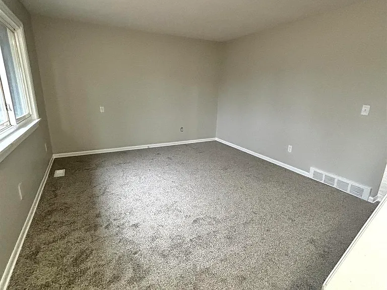 3815 Wedgewood Dr — Photo 17