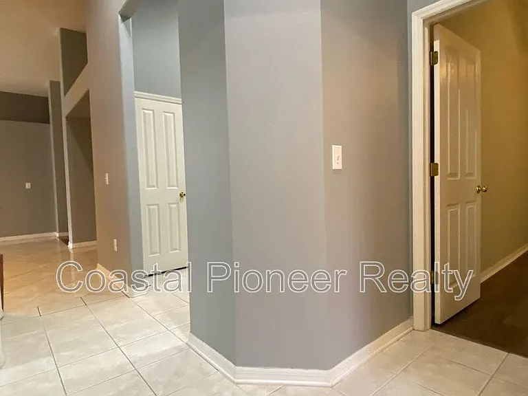 10542 San Travaso Dr — Photo 24
