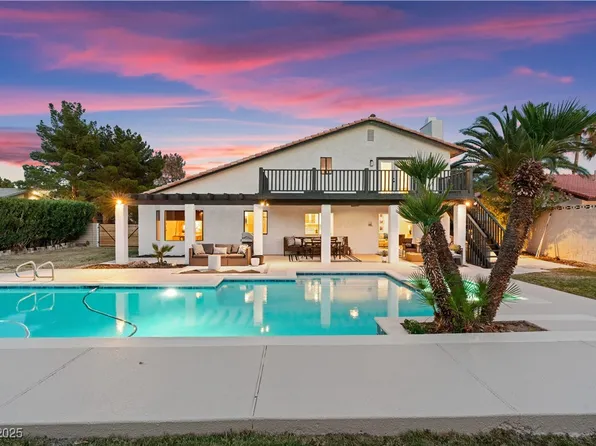 2425 Greens Ave, Henderson, NV 89014