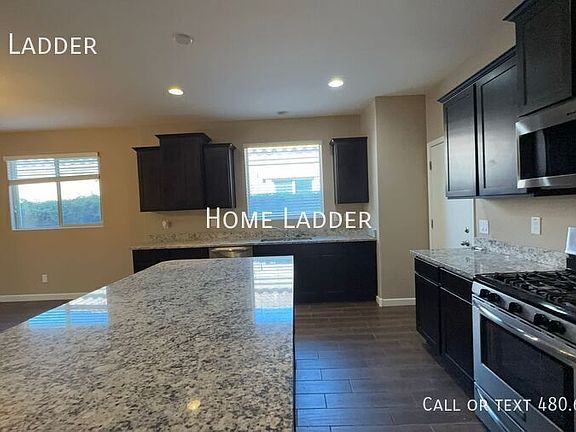 3rd image of 14844 N 171st Dr