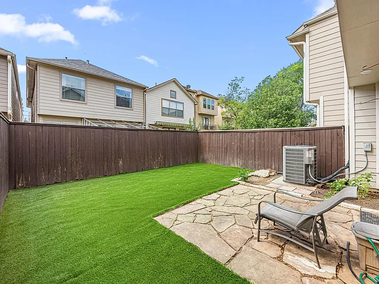 5309 Nolda St — Photo 26