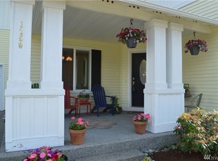 1250 Burnside Pl, Dupont, WA 98327