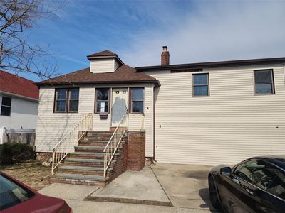 1043 Delaware Avenue, Island Park, NY, 11558