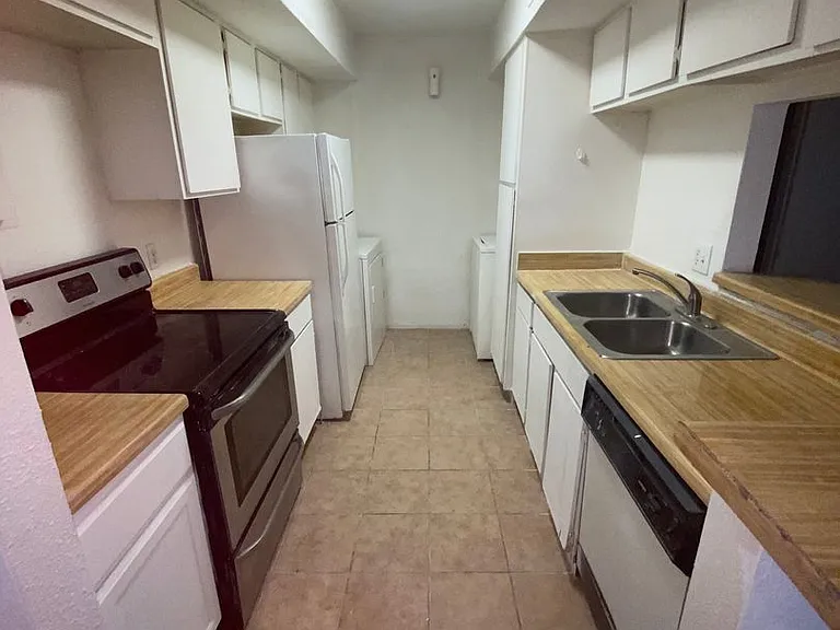 6633 W Airport Blvd #108 — Photo 4