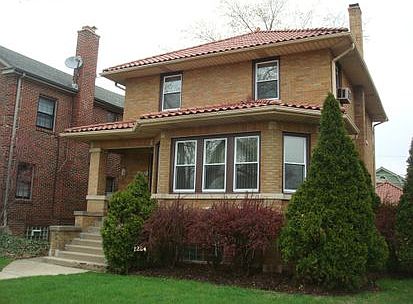 2nd image of 1224 N Oak Park Ave