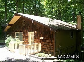 1st image of 52 Oakridge Dr