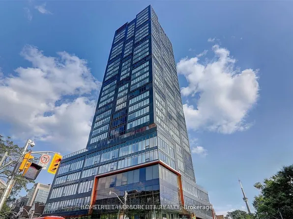203 College St, Toronto, ON