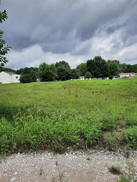 0 W Tomahawk Dr photo 1