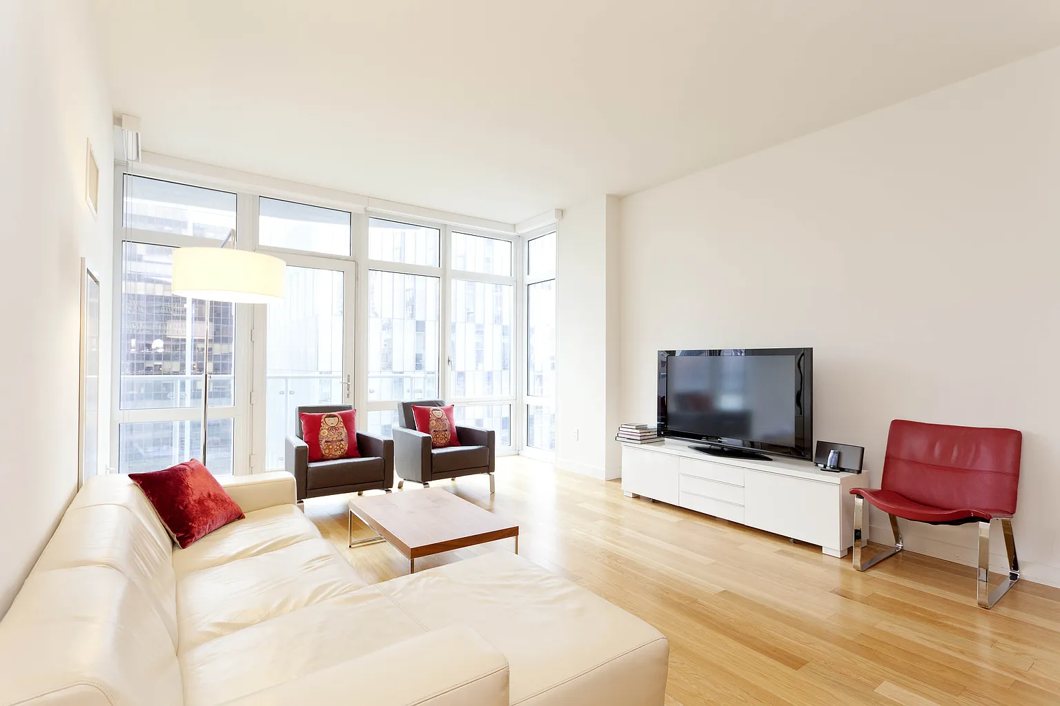 555 W 59th St APT 15D photo 1