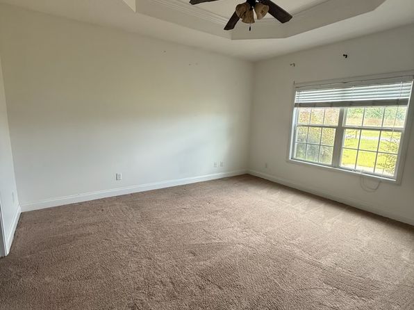 407 Lake Erie Dr