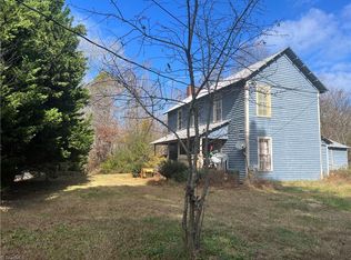 4777 Vienna Dozier Rd, Pfafftown, NC 27040