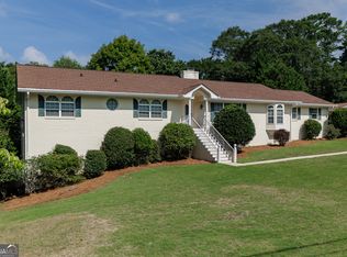 715 Riverhill Dr, Athens, GA 30606