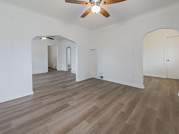 3rd image of 23560 Stewart Ave