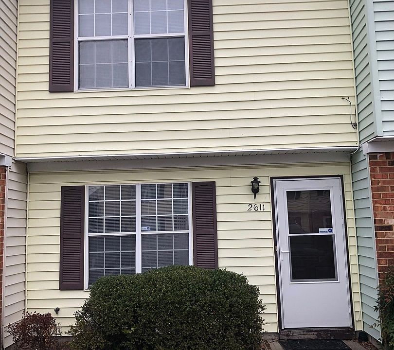 1st image of 2609-2643 Elliott Ave Unit 2611