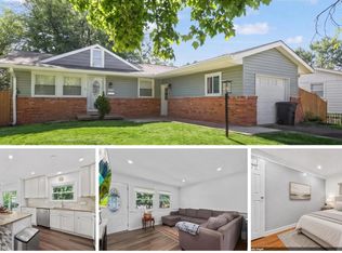 1012 S Hoga Rd, Sterling, VA 20164