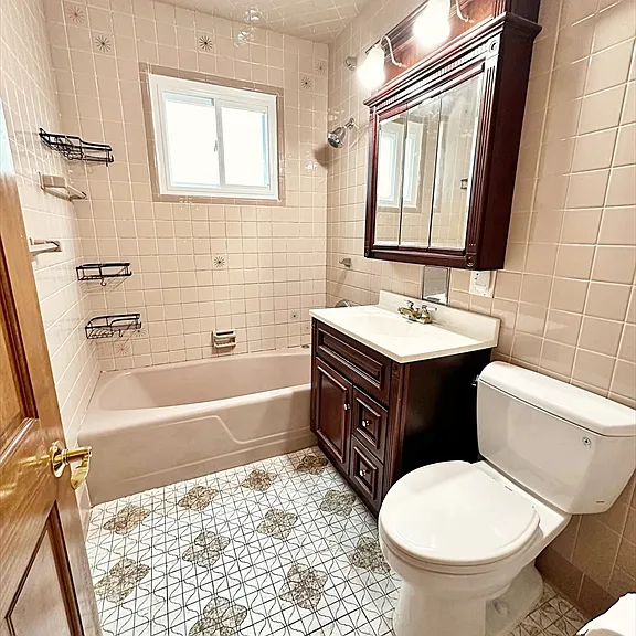 11 Puritan Rd — Photo 31