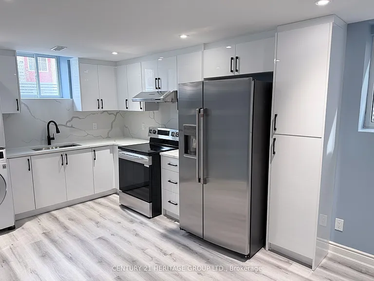 118 Sunridge St — Photo 9