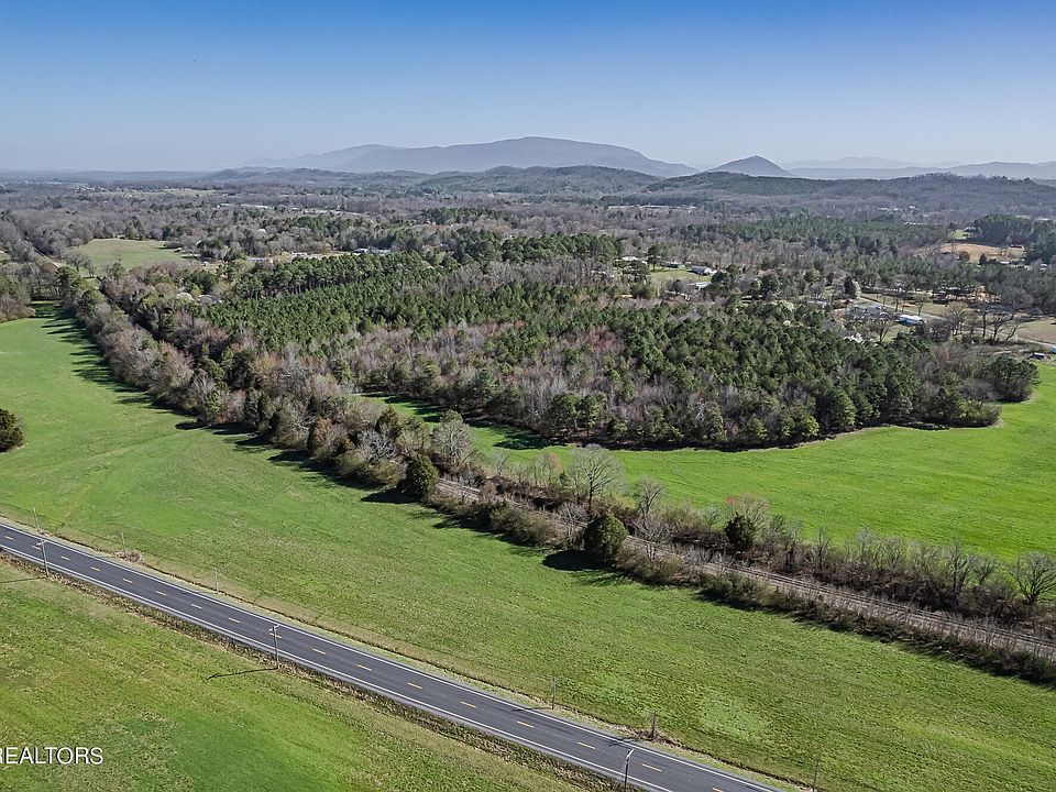 2nd image of 2461 S Highway 411