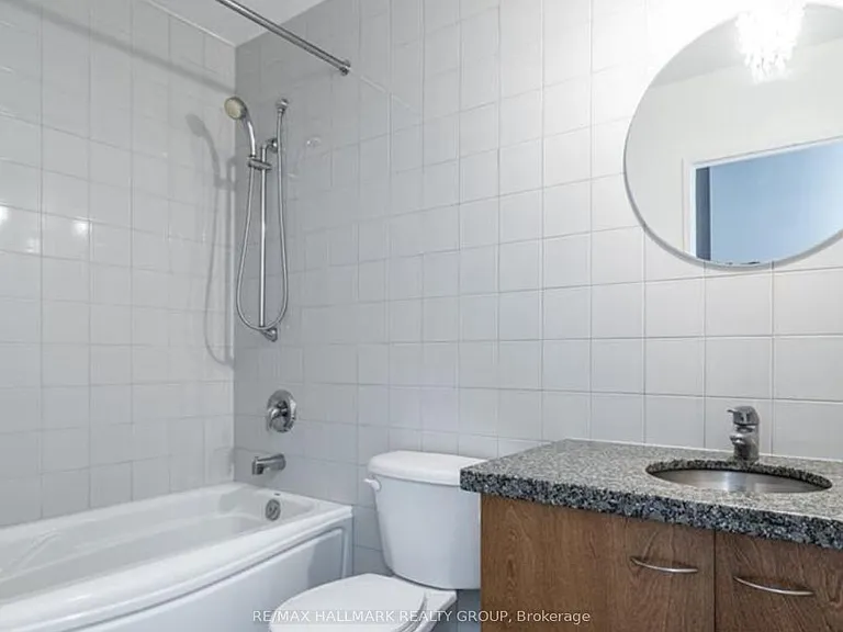 179 George St #1006 — Photo 15