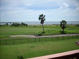 3rd image of 18 Laguna Madre Dr