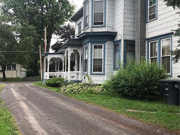 3rd image of 10 Park Pl