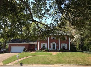 406 Rivermont Dr, Sheffield, AL 35660