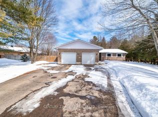 21 Heritage Dr, Petawawa, ON K8H 3K9