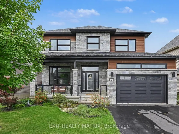 129 Lyon St, Russell, ON K0A 1W0