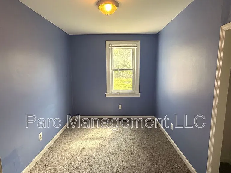 91 Waterly Ave — Photo 5