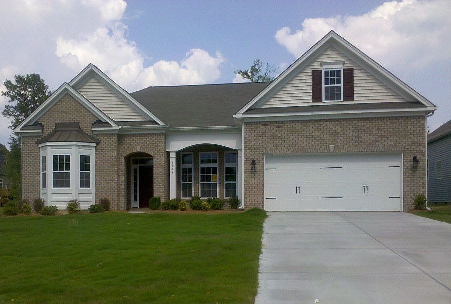4046 Hickory View Drive